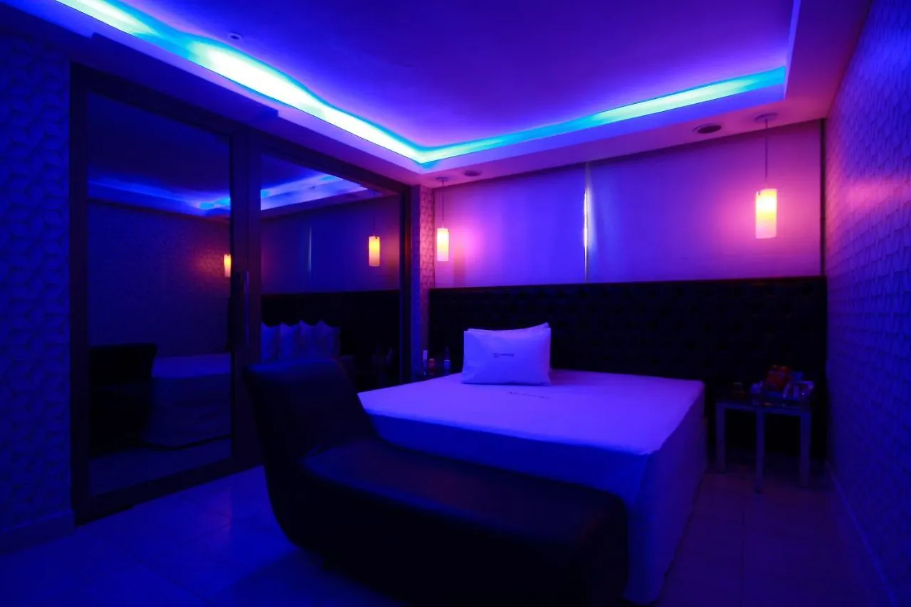 Lessence Motel São Paulo 5*,
